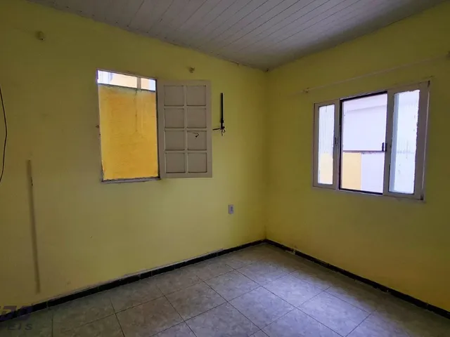 Imagem 3: Imperdível casa à venda em Guarapari-ES, bairro Meaípe: 5 quartos, 2 suítes, 3 salas