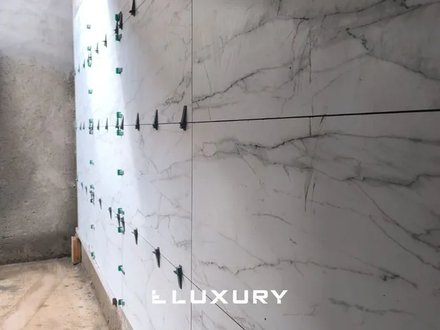 Imagem 2: Casa moderna no Santa Edwiges com pé direito alto e área gourmet