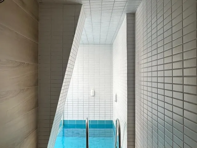 Imagem 3: Apartamento de 2 quartos, reformado, montado e decorado na Praia da Costa