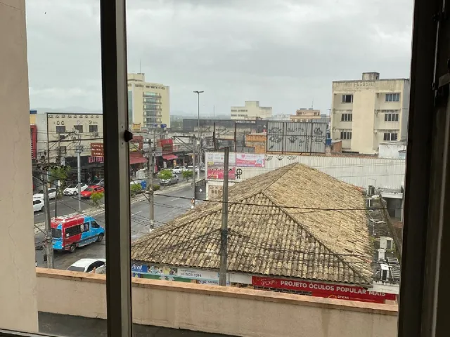 Imagem 2: DELGADO aluga APARTAMENTO com 1 quarto e garagem, FRENTE para AV 22 DE MAIO - CENTRO