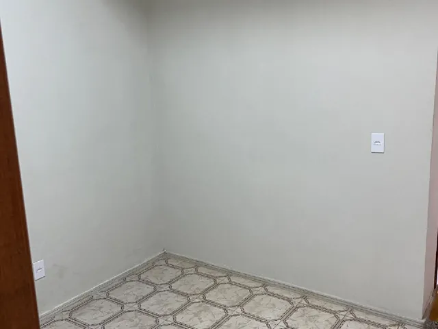 Imagem 3: DELGADO aluga APARTAMENTO com 1 quarto e garagem, FRENTE para AV 22 DE MAIO - CENTRO