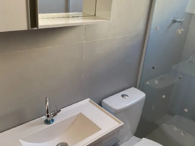 Imagem 7: DELGADO aluga APARTAMENTO com 1 quarto e garagem, FRENTE para AV 22 DE MAIO - CENTRO