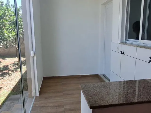 Imagem 5: Excelente casa para LOCAÇÃO com ótima localização