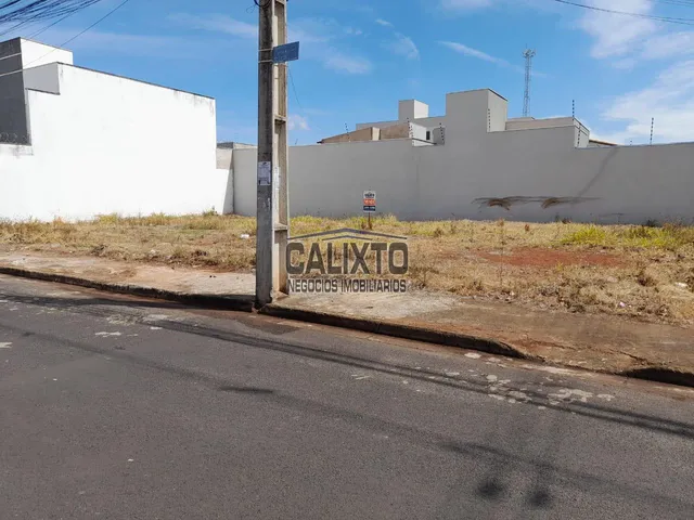Imagem: TERRENO ESQUINA BAIRRO NOVO MUNDO