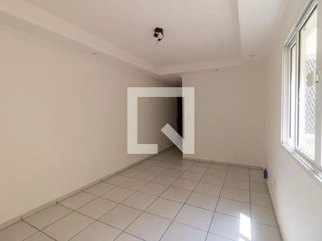 Imagem 7: Localizado na vibrante cidade de Santo André, este apartamento oferece uma excelente