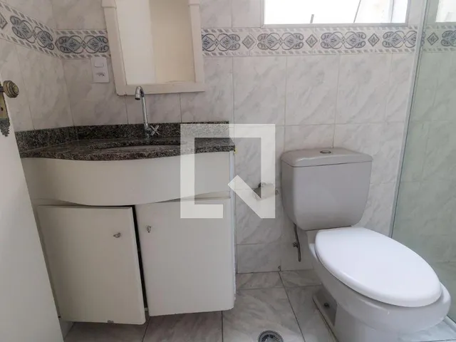 Imagem 4: Localizado na vibrante cidade de Santo André, este apartamento oferece uma excelente