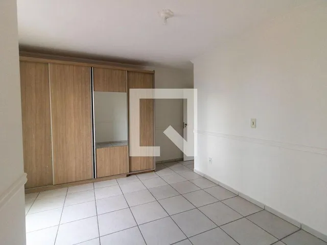 Imagem 14: Localizado na vibrante cidade de Santo André, este apartamento oferece uma excelente