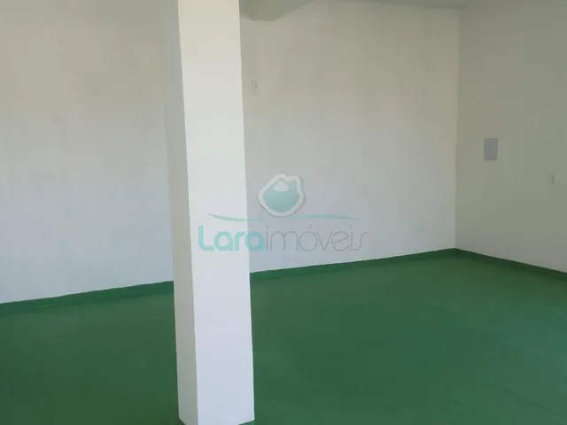 Imagem 2: Loja para Locação em Macaé com 145m² e 2 Banheiros