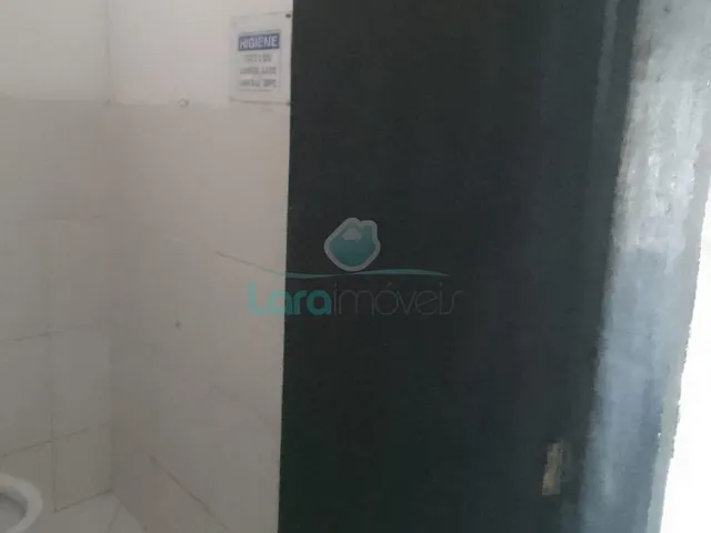 Imagem 4: Loja para Locação em Macaé com 145m² e 2 Banheiros