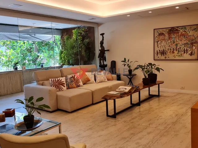 Imagem 12: Espaçoso apartamento de 4 quartos na Barra da Tijuca - RJ por R$ 1.8M para venda