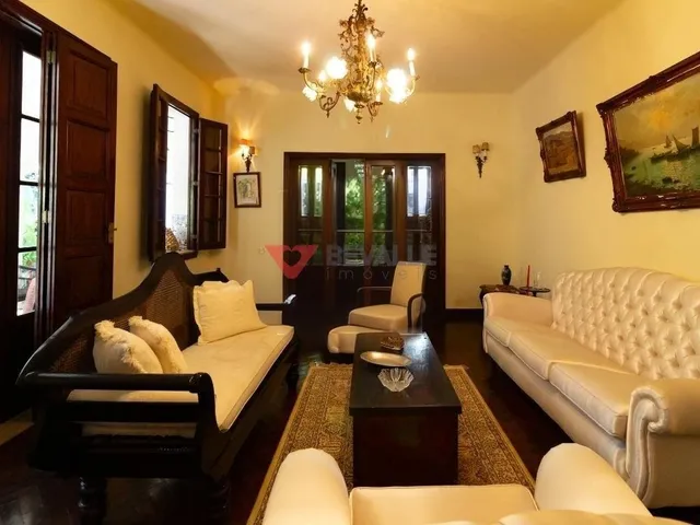 Imagem: Casa luxuosa à venda no Jardim Botânico