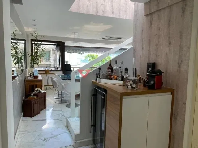 Imagem 4: Cobertura de Luxo À Venda na Lagoa: 324M², 4 Quartos