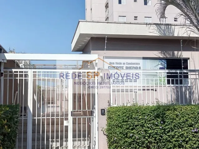 Imagem: O apartamento possui 2 Dormitórios, 1 Banheiro, 1 Vaga na