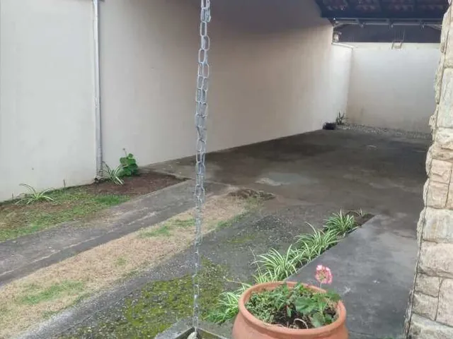 Imagem 5: Sobrado à venda, 50 m da praia, 1 Suíte + 4 quartos, 200m²