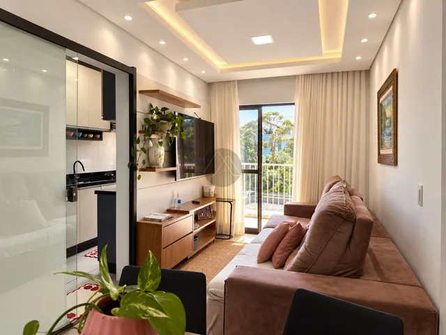 Imagem: Apartamento com Móveis Planejados e Sacada