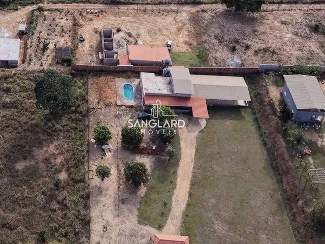 Imagem 3: Casa + Piscina + Galpão de Eventos em Àrea Ampla no Condomínio Lagoa da Garça