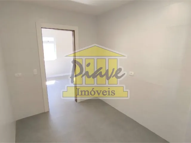 Imagem 2: CASA RESIDENCIAL em Curitiba - Paraná, Santa Felicidade