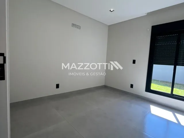 Imagem 11: CASA TERREA NOVA EXCELENTE PADRAO BAIRRO SAO CRISTOVAO EM MEDIANEIRAPR