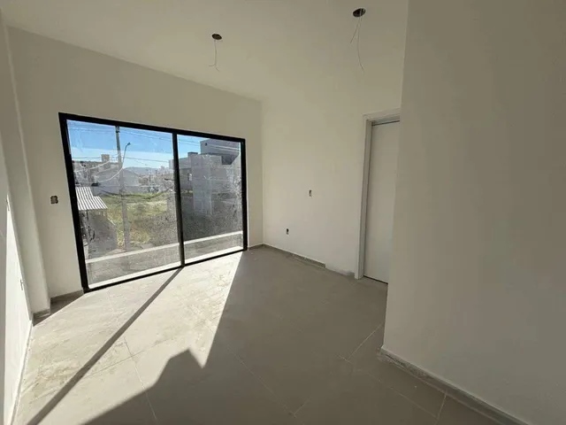 Imagem 5: CASA 3 DORMITORIOS, 1 SUITE, PATIO PARTICULAR