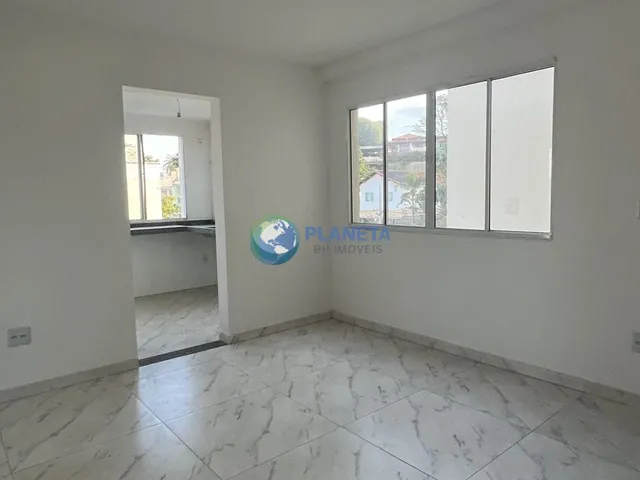 Imagem 4: Apartamento Padrão | 2 Quartos | Elevador | Vaga coberta - Pilotis