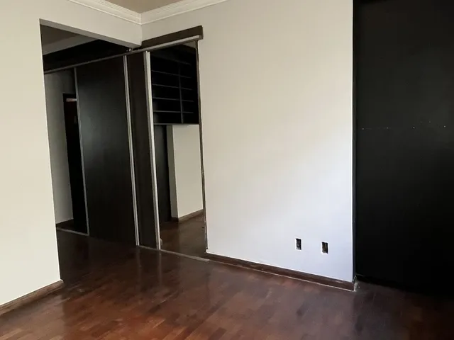 Imagem 13: Casa Geminada para LOCAÇÃO 4 Quartos 2 Banho 1 Vaga