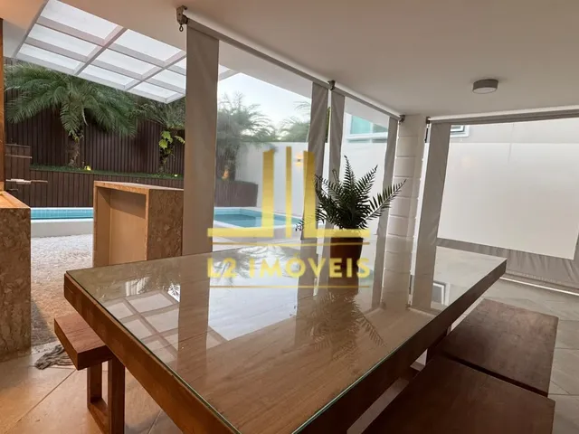 Imagem 2: CASA EM COND. - 3 SUÍTES - 350M² - PISCINA - ALPHAVILLE LITORAL NORTE 1