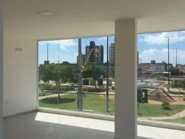 Imagem 5: Empresarial Canaã - Sala Comercial À Venda de Esquina Frente À Praça do Caju com Elevador