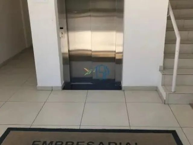 Imagem 7: Empresarial Canaã - Sala Comercial À Venda de Esquina Frente À Praça do Caju com Elevador