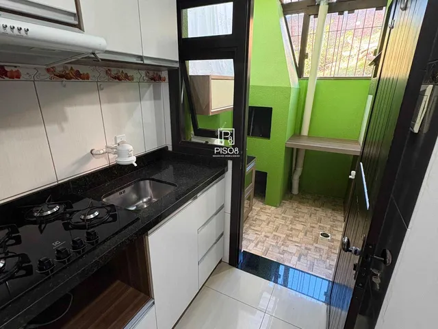 Imagem 8: Sobrado à venda no bairro Desvio Rizzo - Caxias do Sul/RS