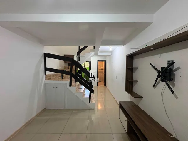 Imagem 4: Sobrado à venda no bairro Desvio Rizzo - Caxias do Sul/RS