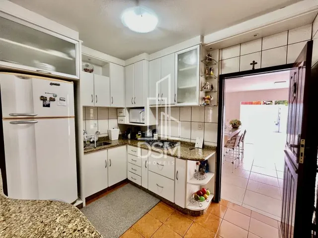 Imagem 5: Casa de Alto Padrão, com 3 Quartos (1 Suíte + 2 Dormitórios), Terreno com 3.200M² a Venda Bairro Águas Claras