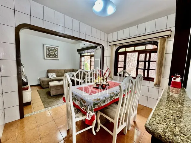 Imagem 8: Casa de Alto Padrão, com 3 Quartos (1 Suíte + 2 Dormitórios), Terreno com 3.200M² a Venda Bairro Águas Claras