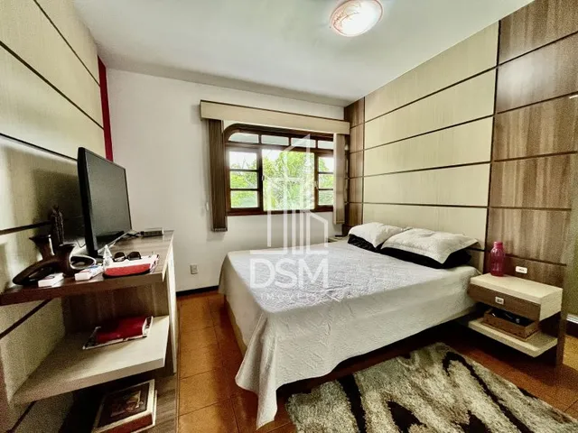 Imagem 13: Casa de Alto Padrão, com 3 Quartos (1 Suíte + 2 Dormitórios), Terreno com 3.200M² a Venda Bairro Águas Claras