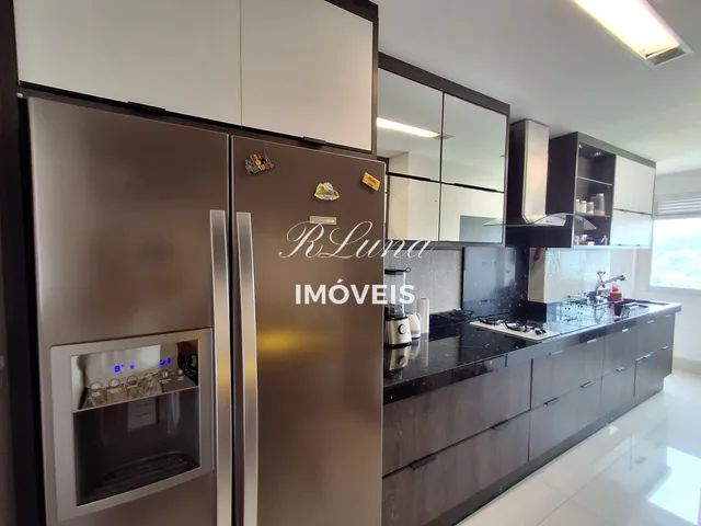 Imagem: O apartamento possui 2 Dormitórios, 1 Suíte, 1 Banheiro,