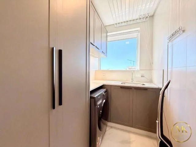 Imagem 9: Apartamento á Venda 4 Suítes Sendo 1 Máster 180.m2 Privativos + 3 Vagas no Meia
