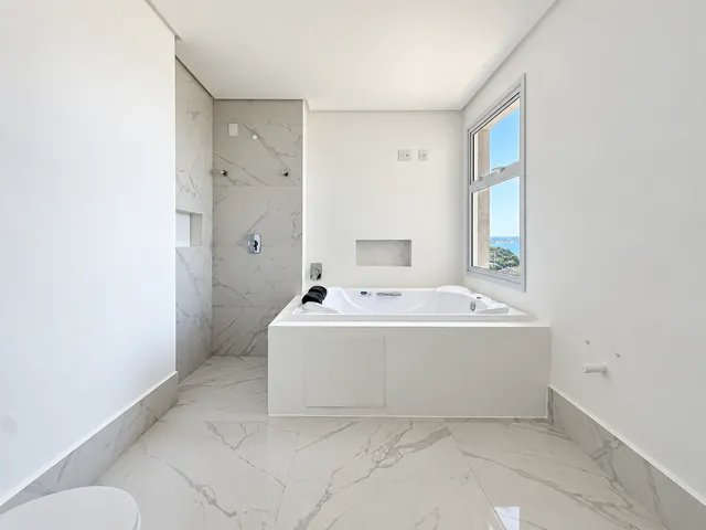 Imagem 12: Apartamento com vista para o mar à venda com 146m² por R$ 3.250.000,00