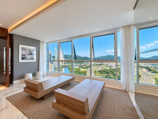 Imagem 10: Apartamento com vista para o mar à venda com 180m² por R$ 6.500.000,00