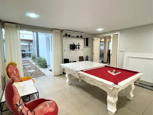 Imagem 14: Casa de Alto Padrão com Elevador no Condomínio Sun Village no Bairro Igara
