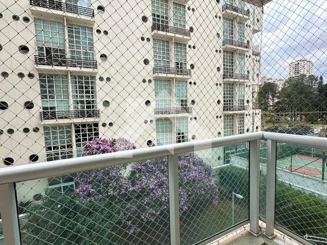Imagem 2: Apartamento À Venda em Alphaville Industrial, 232M², 3 Suítes