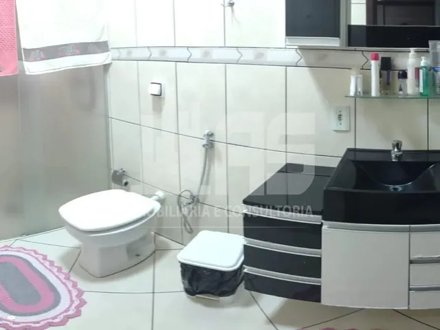 Imagem 13: Casa a venda com 3 quartos sendo 1 suíte no jardim Monte Castelo