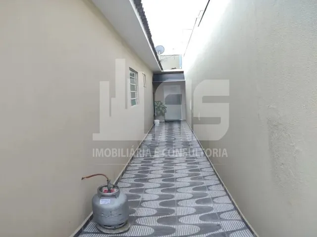 Imagem 4: Casa a venda com 3 quartos sendo 1 suíte no jardim Monte Castelo