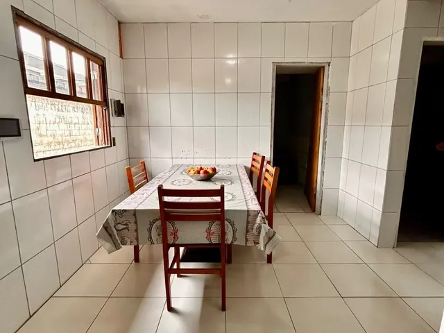Imagem 2: Casa Alto Padrão com Piscina e Área Gourmet - Caminho Novo em Palhoça/SC
