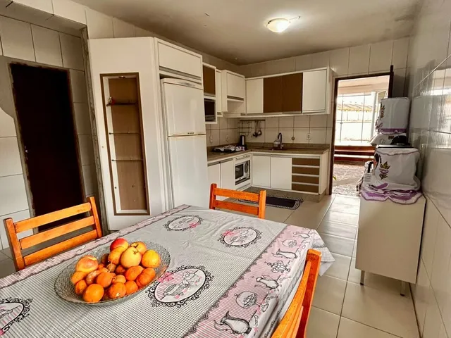 Imagem 5: Casa Alto Padrão com Piscina e Área Gourmet - Caminho Novo em Palhoça/SC
