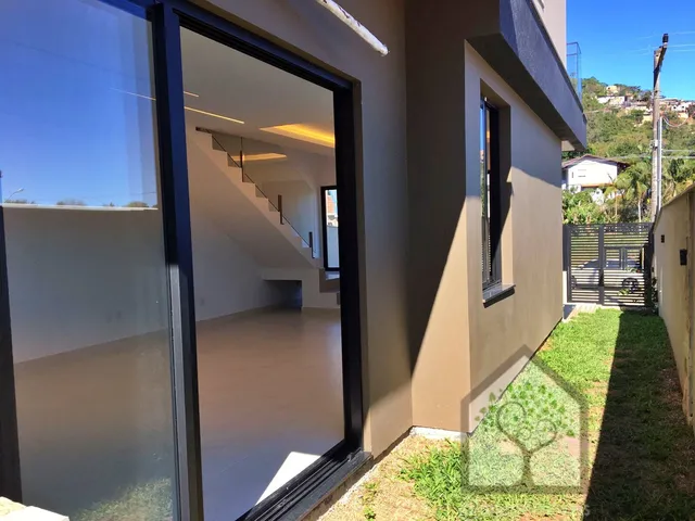 Imagem 13: Casa em Loteamento de Alto Padrão