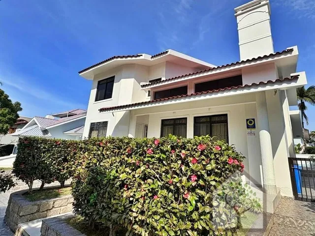 Imagem 3: Casa com 5 Suítes em Jurerê Internacional