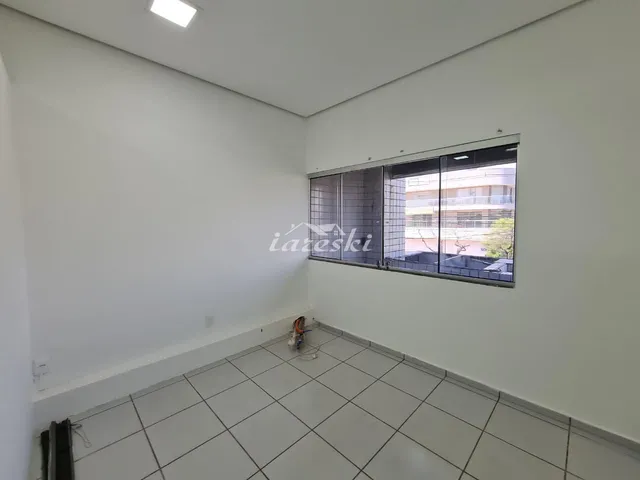Imagem 4: Ampla Sala comercial com Subsalas, mais de 500m2 na Av Americo Sasdelli na Vila A em Foz
