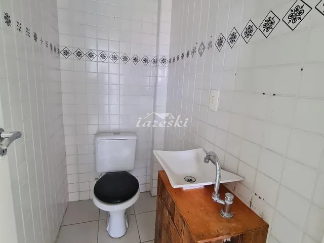 Imagem 5: Ampla Sala comercial com Subsalas, mais de 500m2 na Av Americo Sasdelli na Vila A em Foz