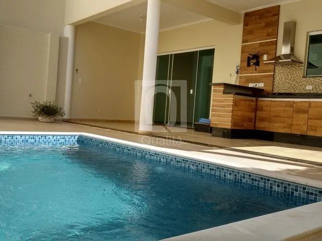 Imagem: Sobrado com 03 suítes no Condomínio Villa