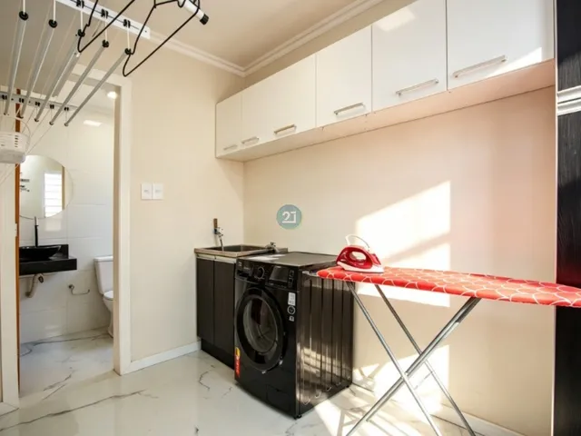 Imagem 7: Alugo amplo apartamento mobiliado, com 02 quartos, 01 garagem, 92m²...