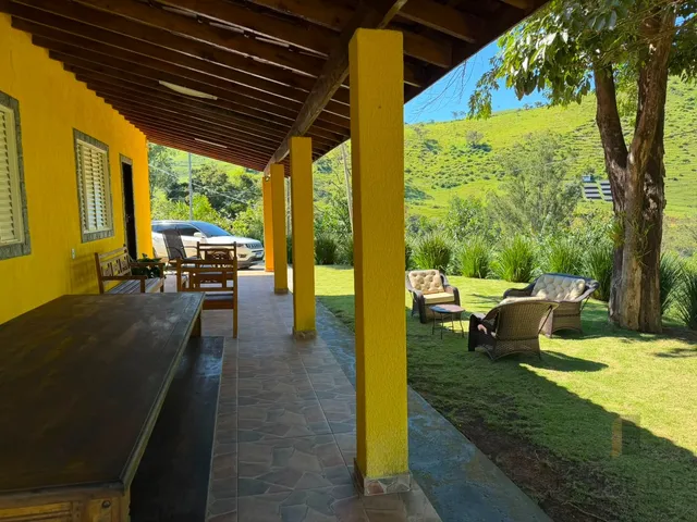 Imagem 14: Chácara À Venda em Delfim Moreira-Mg, Bairro Água Limpa: 4 Quartos, 1 Sala, 1 Banheiro, 150M² de Área. Venha Conferir!